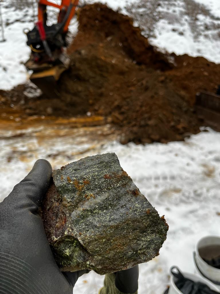 Boulder hunting during field survey